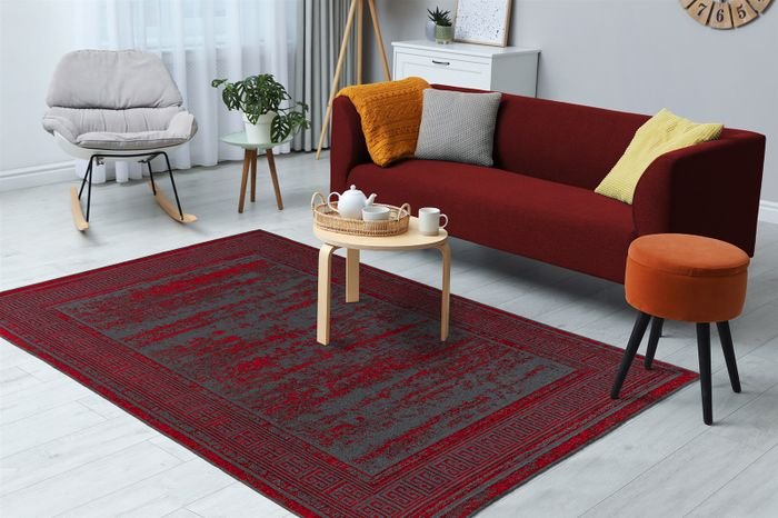 ONUAR-80-150_Kalevi-300-IN-Rot-80cm-x-150cm_Ambiente201.jpg