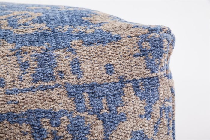 Q3M1W-80-80_Paramount-Pouf-Cushion-Set-400-Taupe-Blau-80cm-x-80cm_Makro201.jpg
